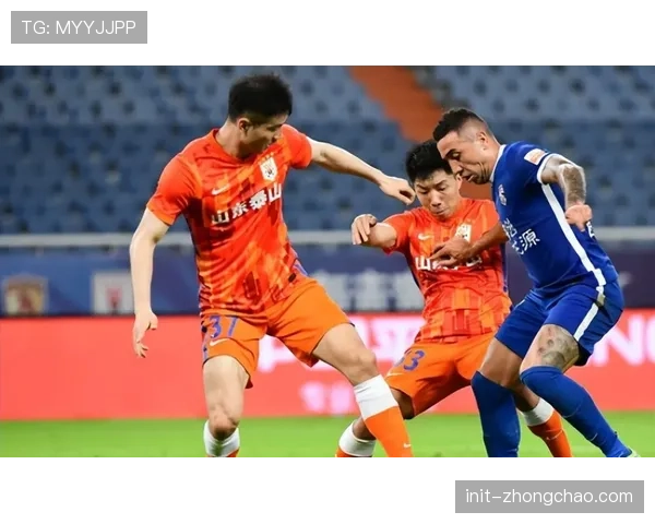 【2026年4月中超联赛·人物·动态武汉三镇外援戴维森因腿部肌肉不适，将缺席下轮对阵浙江队比赛